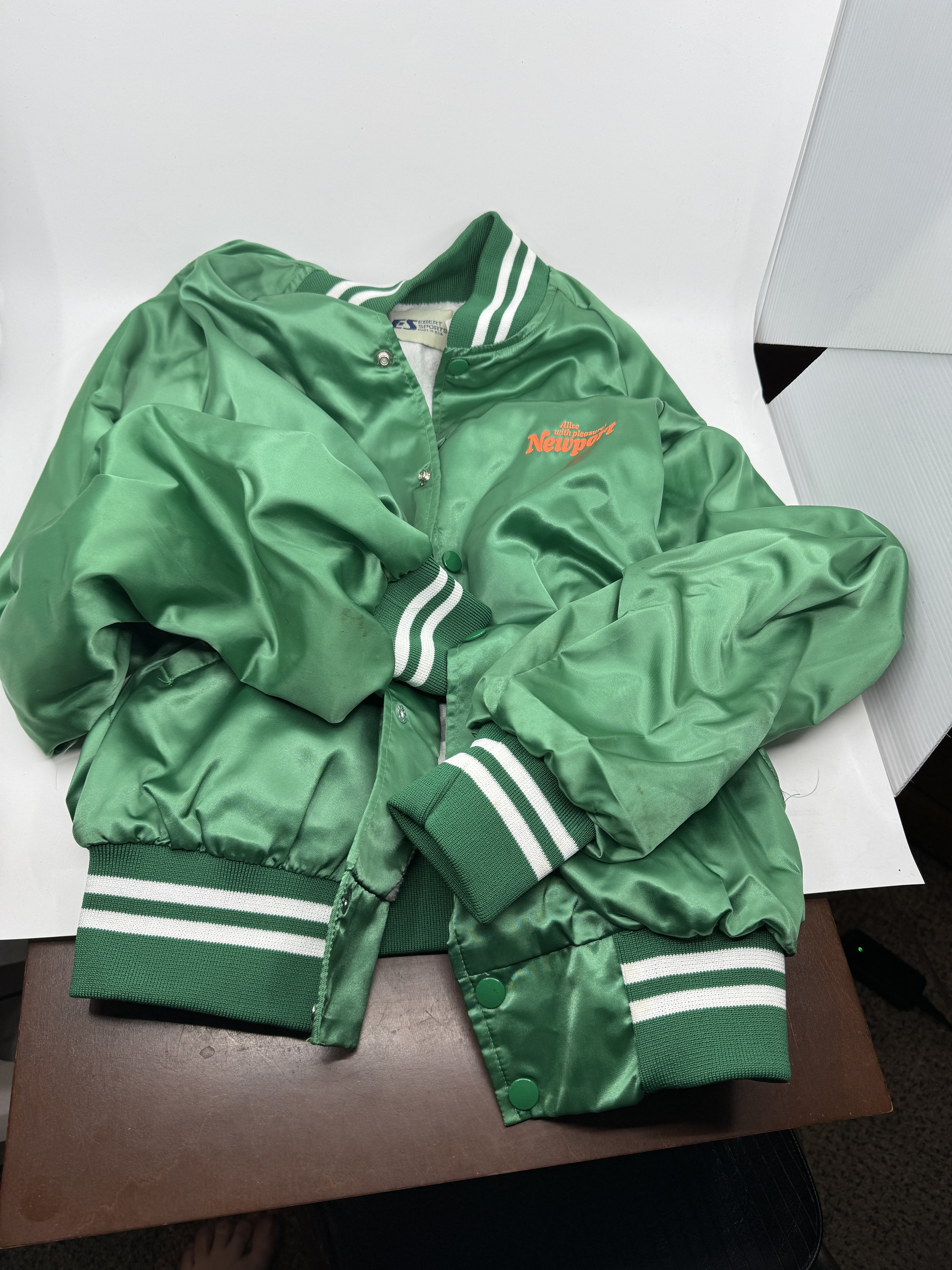 Vintage 1980s Newport Cigarettes Swag Jacket Green and White