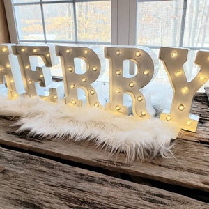 JOY Metal Marquee Light/Christmas Light Up Letters/Light Up Letter/Marquee Sign/Etsy Wedding Sign/ Marquee Letter/Table Light Up Name Sign image 7