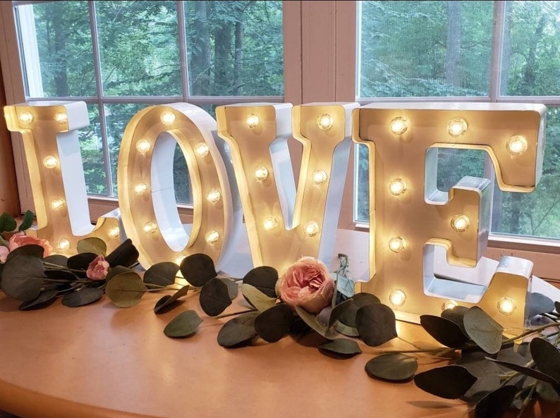 WHITE Wedding Marquee Letters Personalized Light Letters Light Up Letter Marquee Sign Valentines Gift Table Light Up Name Sign afbeelding 1