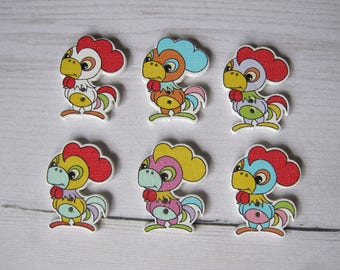 Set di 4 bottoni in legno di gallo colorato