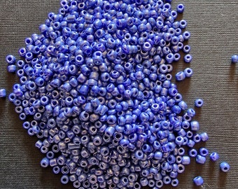 2 mm glass seed beads - BLUE IRISE