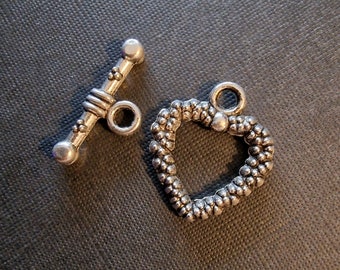 1 heart bracelet closing charm