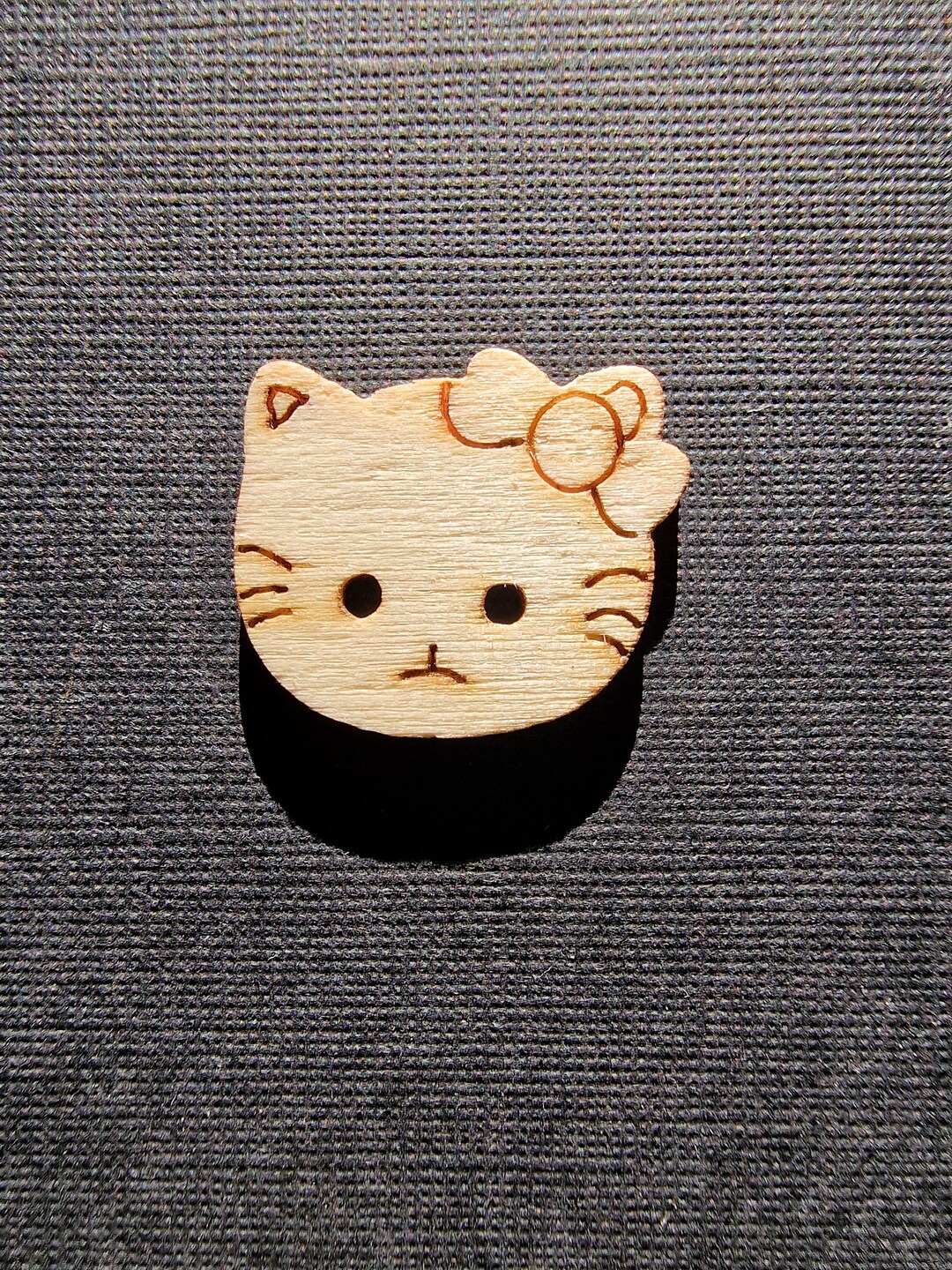 Set of 4 Hello Kitty Wooden Buttons - Etsy