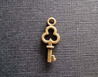 Lot de 2 breloques Clé (clef)