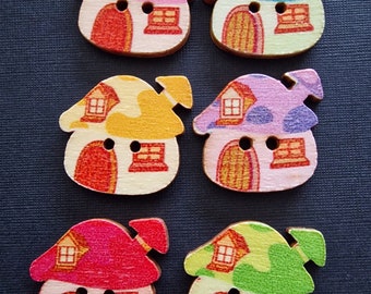 Set of 4 wooden buttons Small Mushroom House