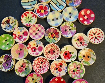 Lot de 5 boutons en bois fleurs