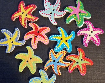 Set of 4 wooden starfish buttons