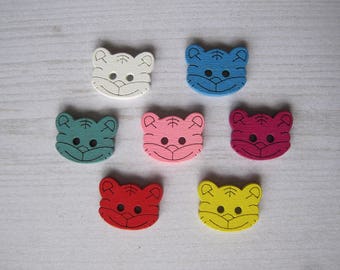 Lot de 4 boutons en bois tête de chats colorés
