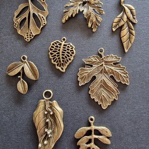 1 Leaf charm (shape of your choice)