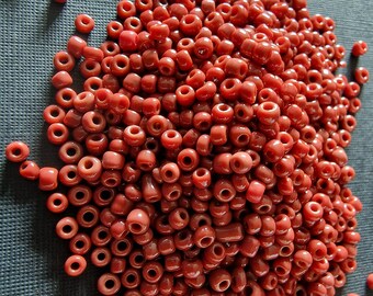 3 mm glass seed beads - BROWN