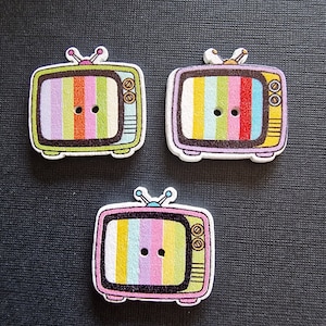 Set of 2 wooden buttons TV (TV)