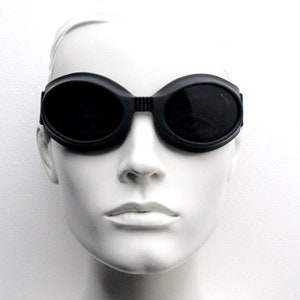 Mad Max Goggle Sunglasses 90s Vintage Black and Gray Lens Wells 