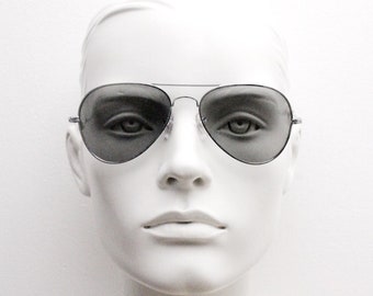 Y2K Square Aviator Sunglasses. Gold Slim Metal Frame 70s  display picture 1