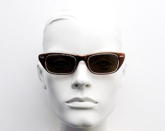 Samco 50er Jahre Vintage Katzenauge-Sonnenbrille, made in Italy. Frauenspitzes Cateye in transparent/braun mit Luxus Echtglaslinsen. 60er Jahre. nr