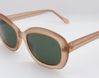 90s Vintage Oval Sunglasses. Vibrant Honey Tortoise Frame  display picture 1
