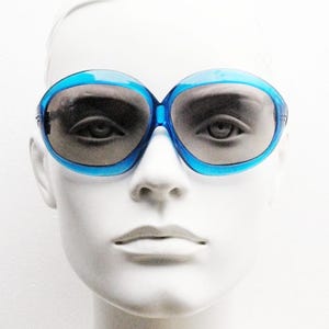 70s Vintage Big Bug Eye Sunglasses Made in France  display picture 2