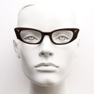 50s vintage pointed cat eye glasses by Martin Wells. Womens incredible &#39;wood&#39; look cateye optical frames. Prescription eyeglasses spectacles