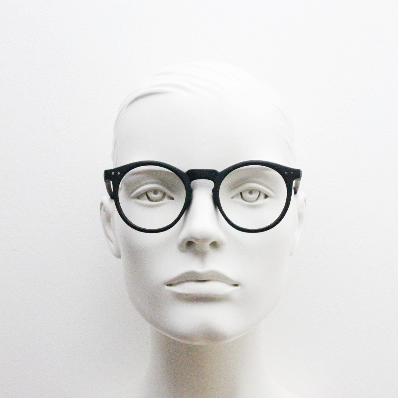 Black round Y2K glasses. 40s, 50s design rubber finish optical frames. Prescription eyeglasses. O Malley spectacles. RX