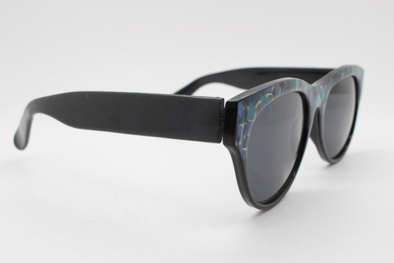 80s vintage cat eye wayfarer sunglasses. Womens b… - image 6