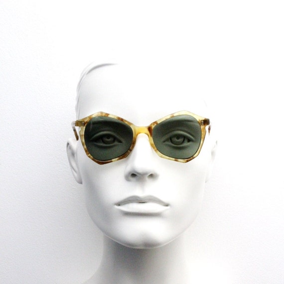40s vintage abstract hexagon sunglasses. Ultra dy… - image 7