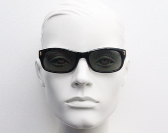90s vintage slim sunglasses. Black gloss 60s design low profile modified New Wayfarer style. Unused NOS