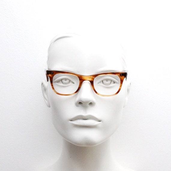 Vintage 40s slim wayfarer design glasses. Honey ac