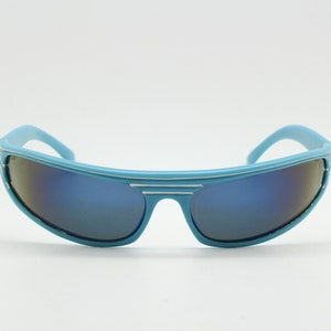 80s vintage 2 tone ska visor sunglasses. Blue wraparound shield with white stripes and curved mirror lenses. Rude boy. The Specials. Madness