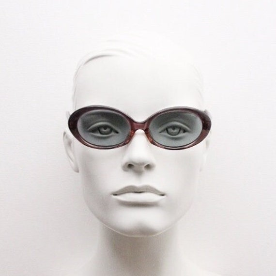 60s vintage oval acetate sunglasses. Deep plum wo… - image 7