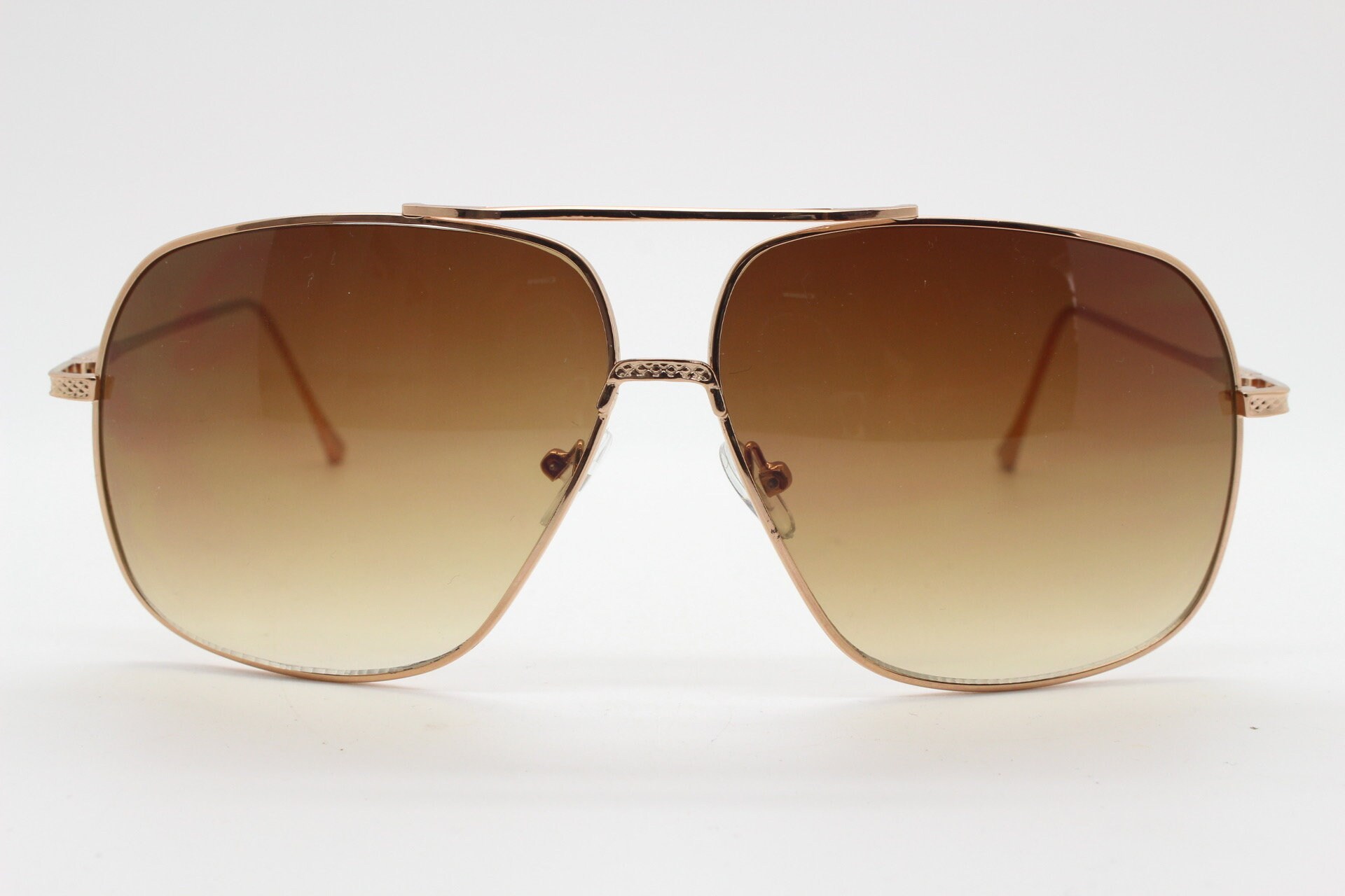 The 2000 x Early 2000s Sunglasses Gold/Brown