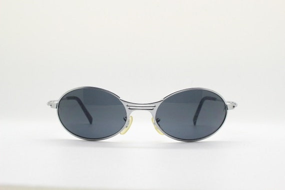 小物 e_BY EYEVAN Sunglasses Round-shaped 小物 e_BY EYEVAN Sunglasses Round-shaped Eyevan Round Frame