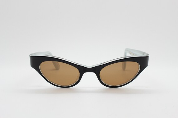 50s vintage curved cat eye sunglasses. Charismati… - image 2