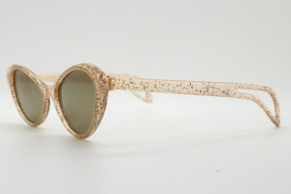 Dazzling 40s confetti cat eye glitter sunglasses.… - image 4