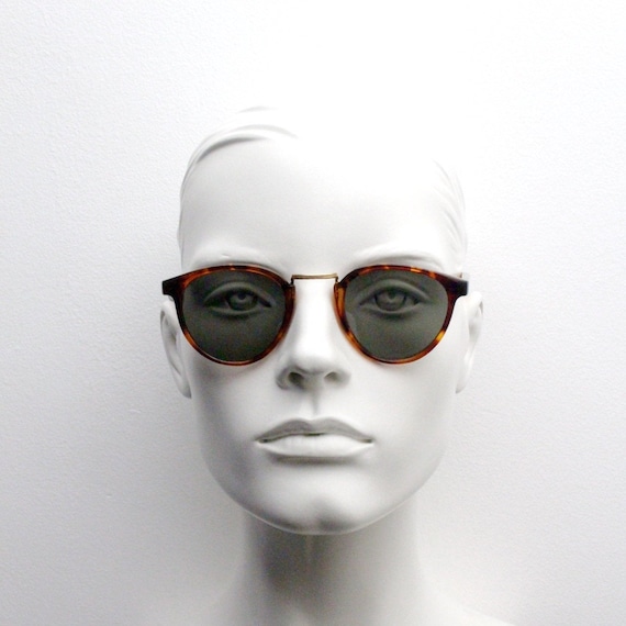 1940s-50s Mens or Womens Wilsonite Sunglasses in Case Vintage Item |  #1800691134