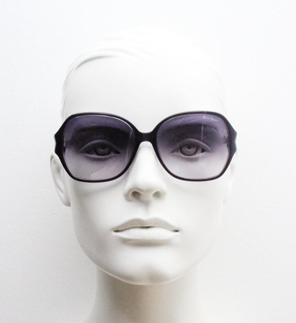 Karl Lagerfeld Vintage Large Round Sunglasses. Womens Black  display picture 1