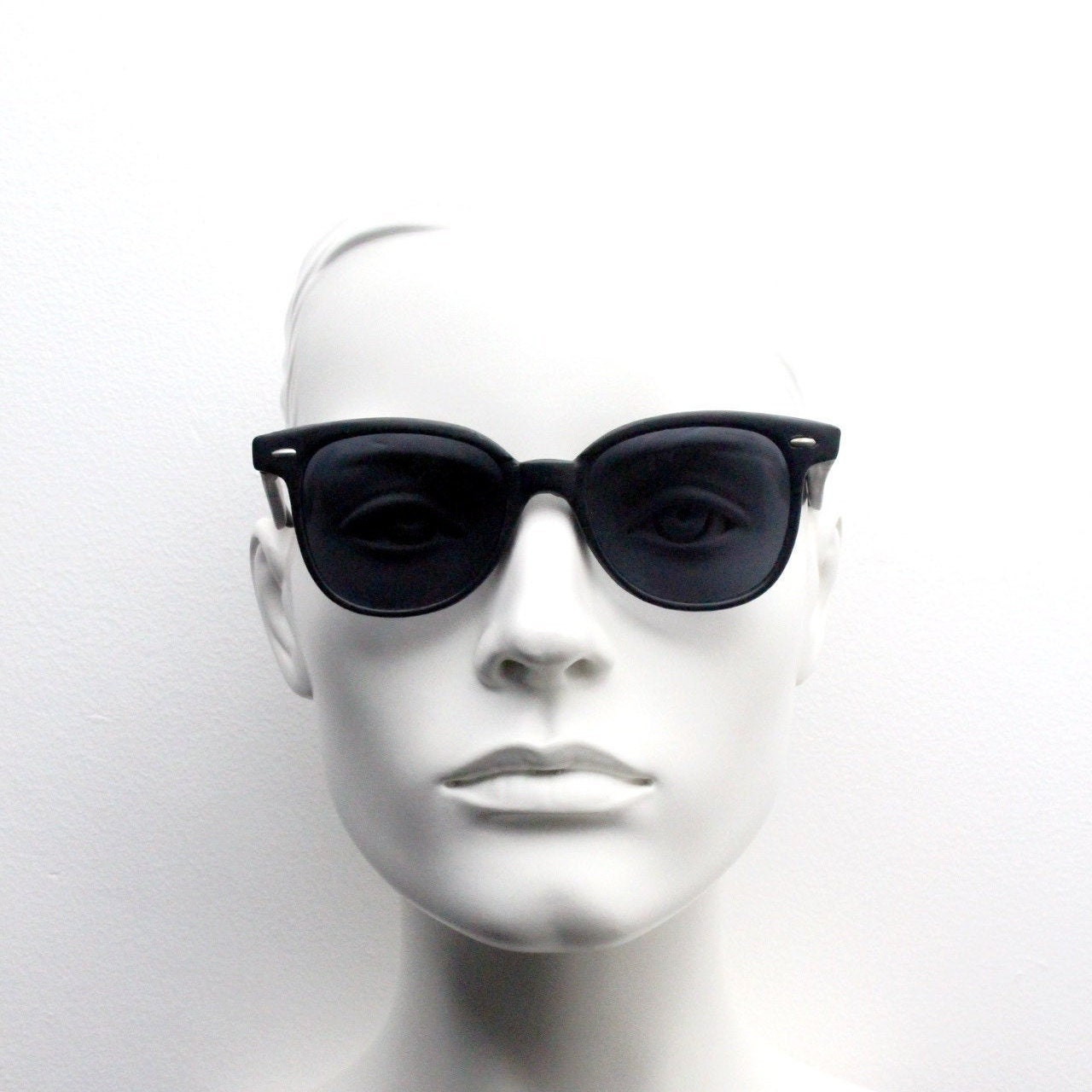 Matthew Williamson X Linda Farrow Sunglasses MW227C6SUN from