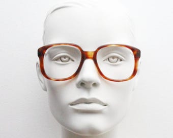 60s vintage square acetate eye glasses. Mens thick transparent mottled brown optical frame in ideal proportions. Prescription. RX Spectacles