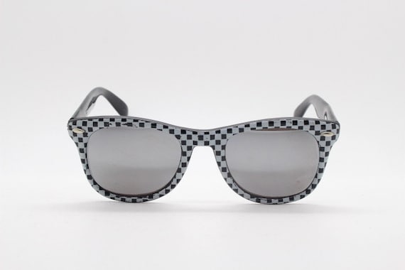 チ*ー様 新品 YSTRDY'S TMRRW YANKEE SUNGLASSES New York Yankees Chrome Wrap Sunglasses MLB Licensed
