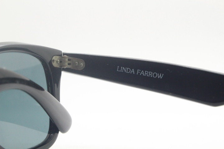 Linda Farrow Vintage 80s Wayfarer Design Sunglasses Model 2223. the All  Time Classic in Plain Black Gloss. Luxe Gallery Projects. NOS - Etsy