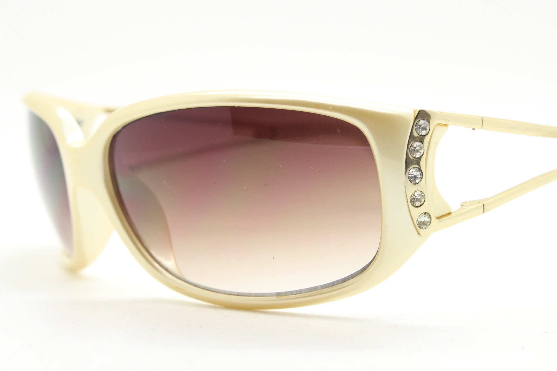 Guess Y2k Vintage Wrap Around Sunglasses. Thick Pearlised  display picture 1