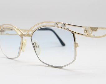 Cazal 80er Jahre Vintage Brille. Extravagantes Design mit doppelter Stirn und 5-Eck-Linse. Optische Rahmen. Korrekte Brille. RX
