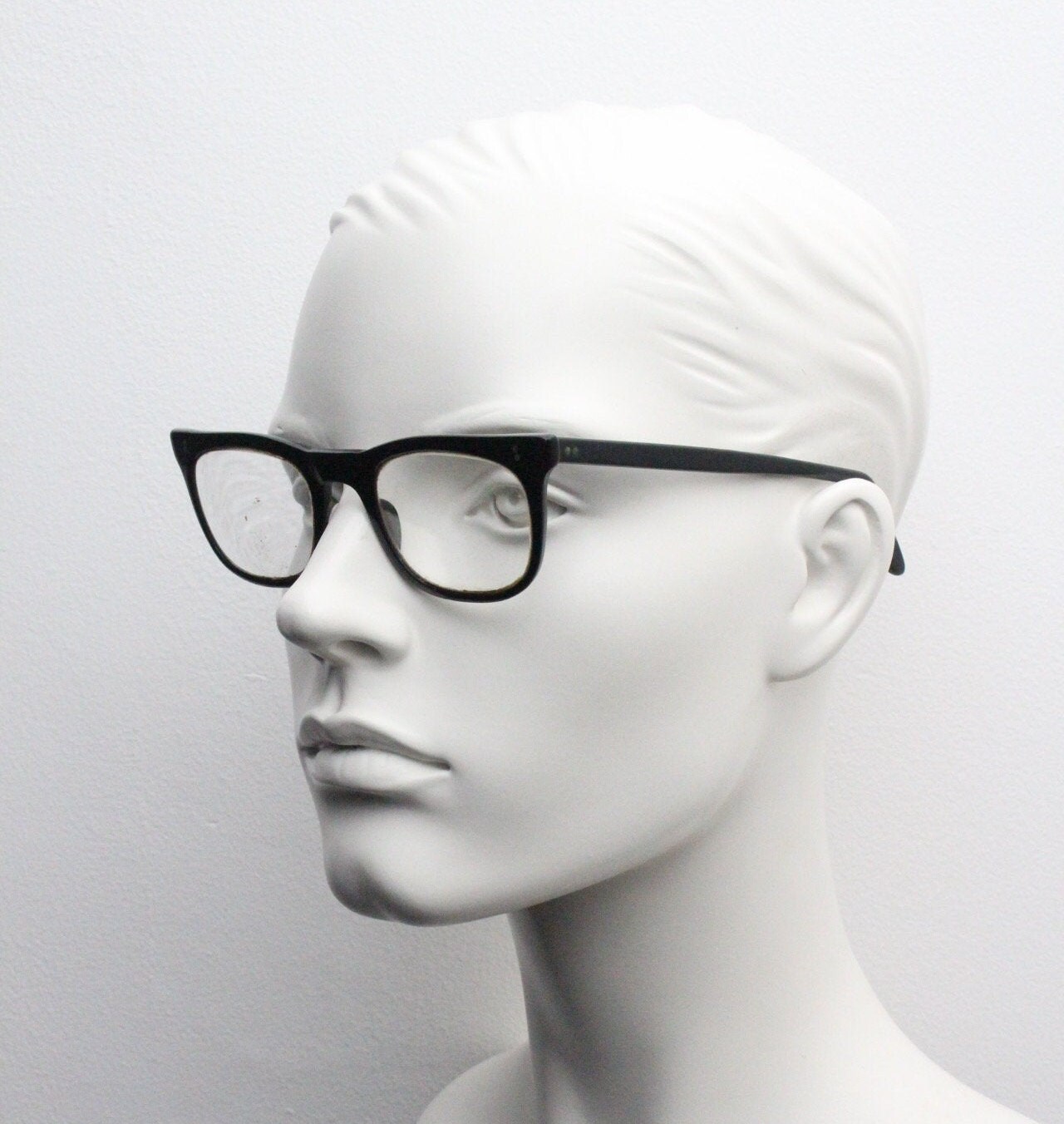 thin wayfarer frames