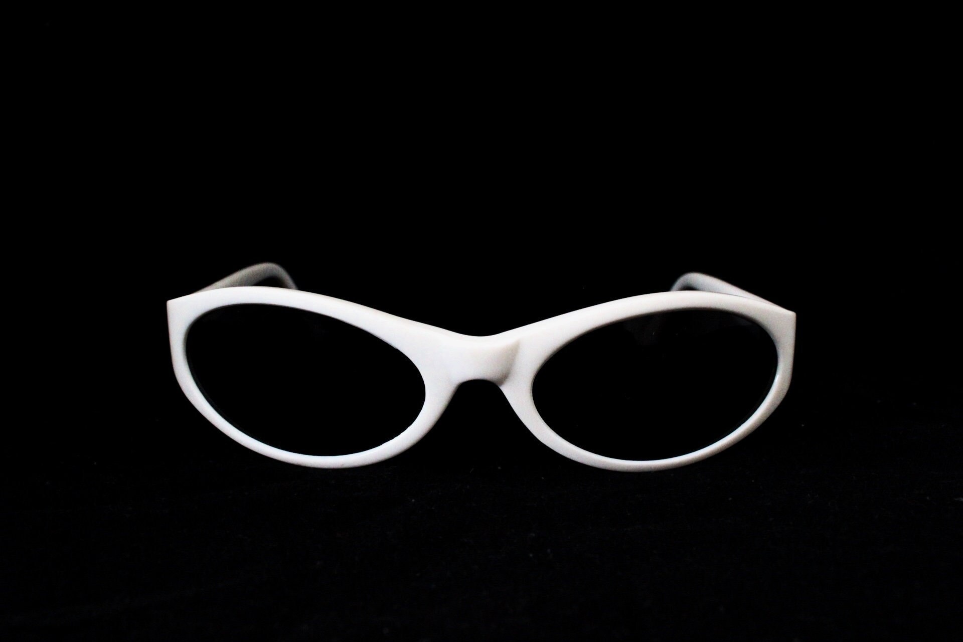 Womens Wrap Around Shield Star Jewel Retro 90s Sunglasses White Black 