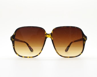 Gafas de sol vintage Y2K cuadradas de gran tamaño para mujer, diseño de los años 70, con montura fina de carey y lentes graduadas en marrón Habana. NOS de los años 2000.