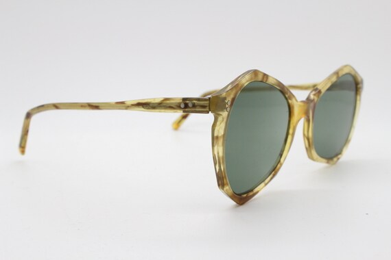 40s vintage abstract hexagon sunglasses. Ultra dy… - image 6