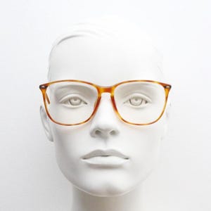 80s vintage slightly oversized square eye glasses. Slim honey tortoise acetate optical frames. Prescription eyeglasses. Spectacles