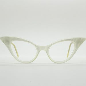 50s vintage pointed cat eye glasses. Charismatic bad girl white lustrous acetate optical frames. Prescription eyeglasses. RX Spectacles