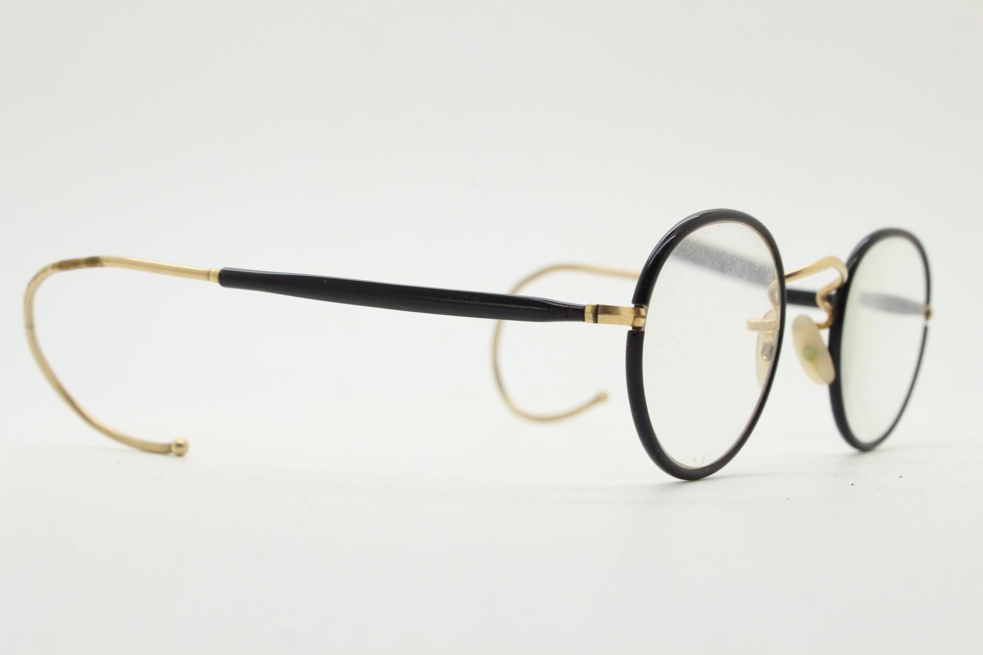 Algha 30s Vintage Windsor Gold Eye Glasses With Plain Black Trim ...