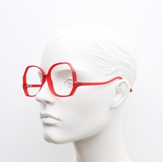 Lunettes surdimensionnees extravagantes vintage des annees 70. Monture optique rouge vif a l envers avec articulation basse des branches. Lunettes de vue femme RX Etsy France