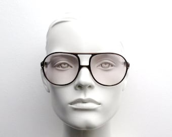 Pierre Cardin vintage 70s sunglasses. Large metallic matt brown frame with very light brown lenses. Mens NOS teardrop aviators