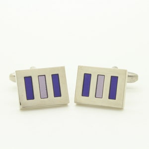 90s vintage rectangular cuff links made in England. Metal construction with purple and lilac enamel stripes. NOS